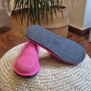 Pantofole unisex in feltro di lana riciclata