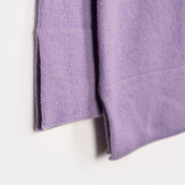 Maglia donna scollo V cashmere rigenerato Agnese - immagine 3